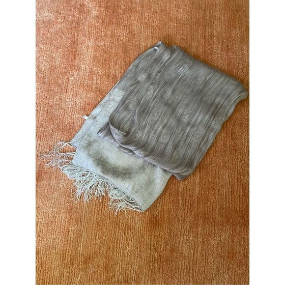 Beautiful Silk Scarf - Picture 8 of 8